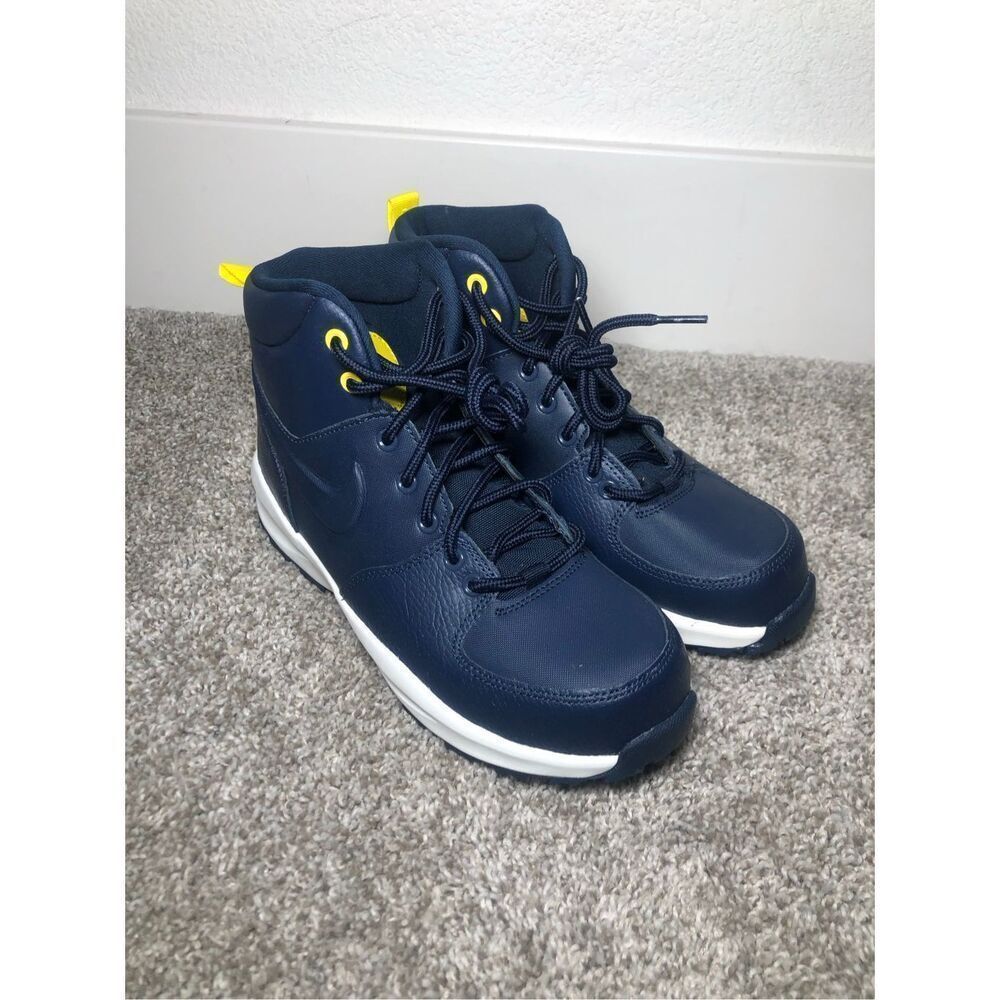 Nike Monoa Boots Kids Size 5 Navy/ Yellow/ White
